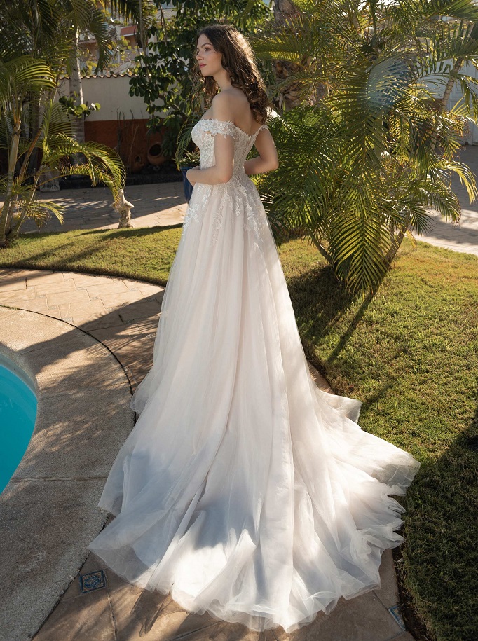 Lisa Donetti trouwkledij